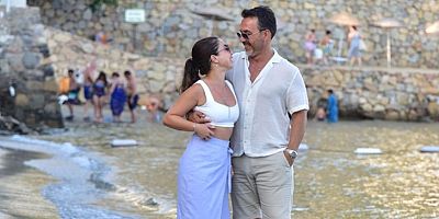 Popçu Nihan Akın ve nişanlısı Enis Tünay aşk tazeledi! 